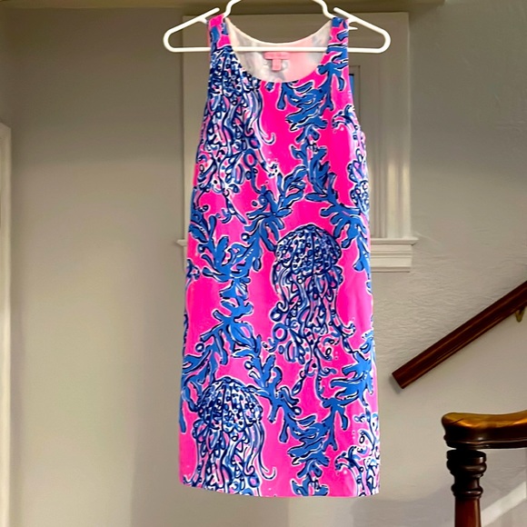EUC Lilly Pulitzer Jellyfish Shift - Picture 1 of 2